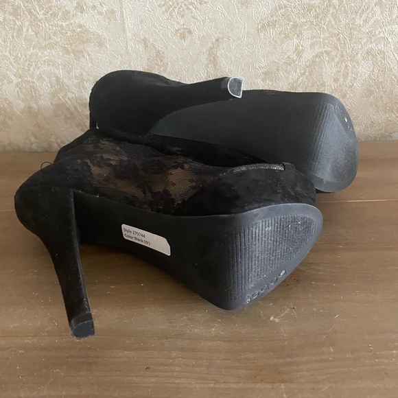 Bebe lace platform heels - Picture 6 of 9